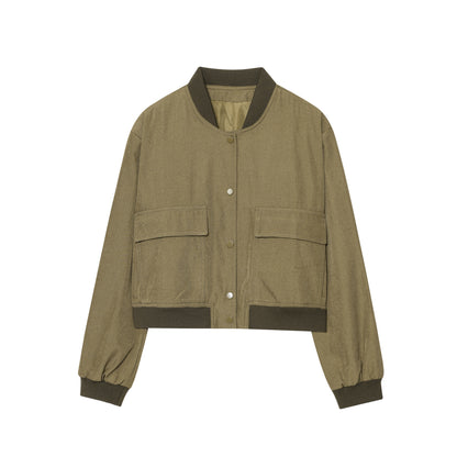 Chic and Style cropped Utility jacket for women with practical pockets