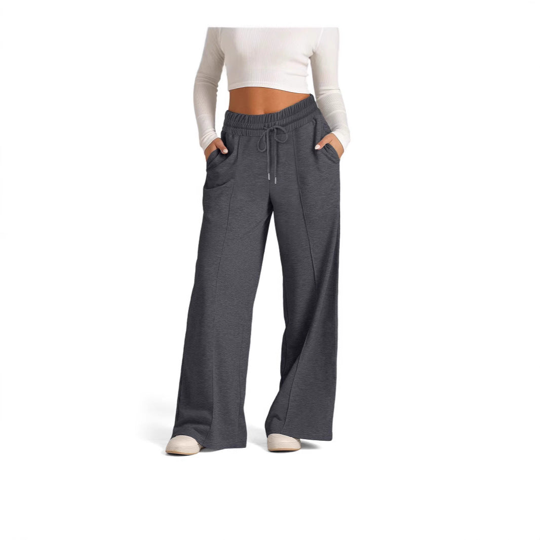Women's sweatpants with a loose fit and practical pockets Chic und Stil