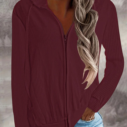 Veste à capuche pour femmes au design moderne en tricot côtelé avec poches Chic und Stil
