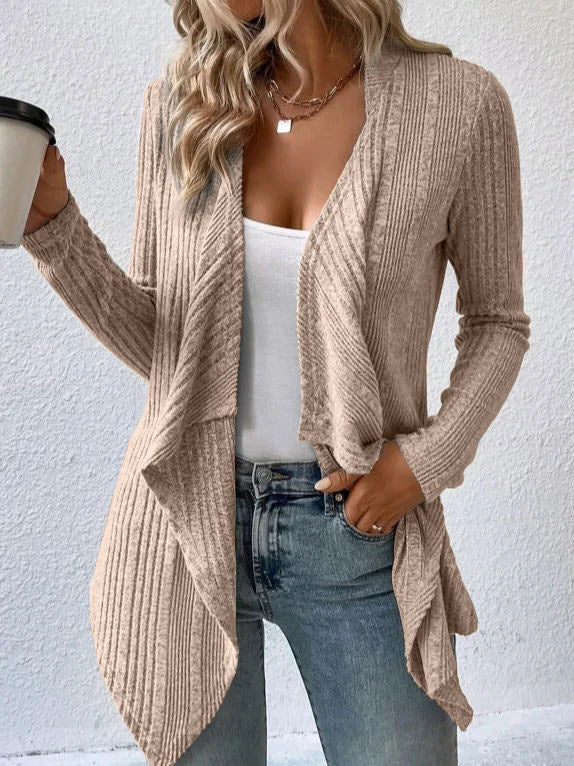 Dames cardigan confortable avec coupe décontractée et ourlet asymétrique Chic und Stil