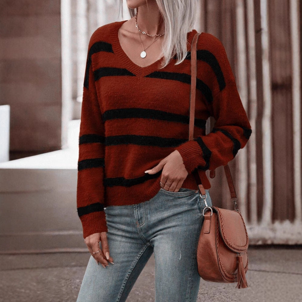 Pull femme avec décolleté en V, rayures larges et matière douce Chic und Stil