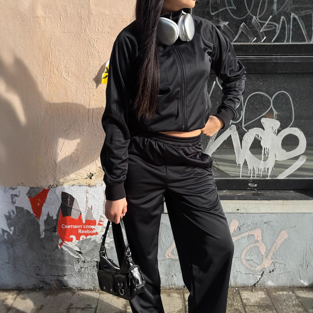 Women's sports training jacket and matching high-waisted pants Chic and Style