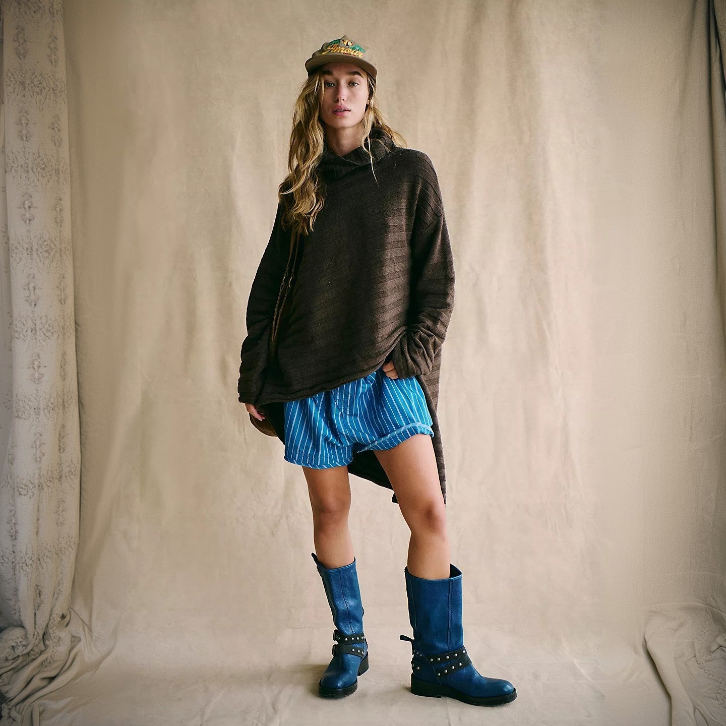 Pull en tricot oversized pour femmes avec coupe asymétrique Chic und Stil