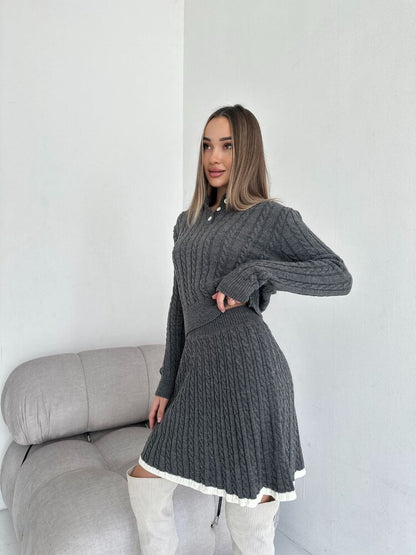 Robe en tricot à col et détails féminins pour femmes Chic und Stil