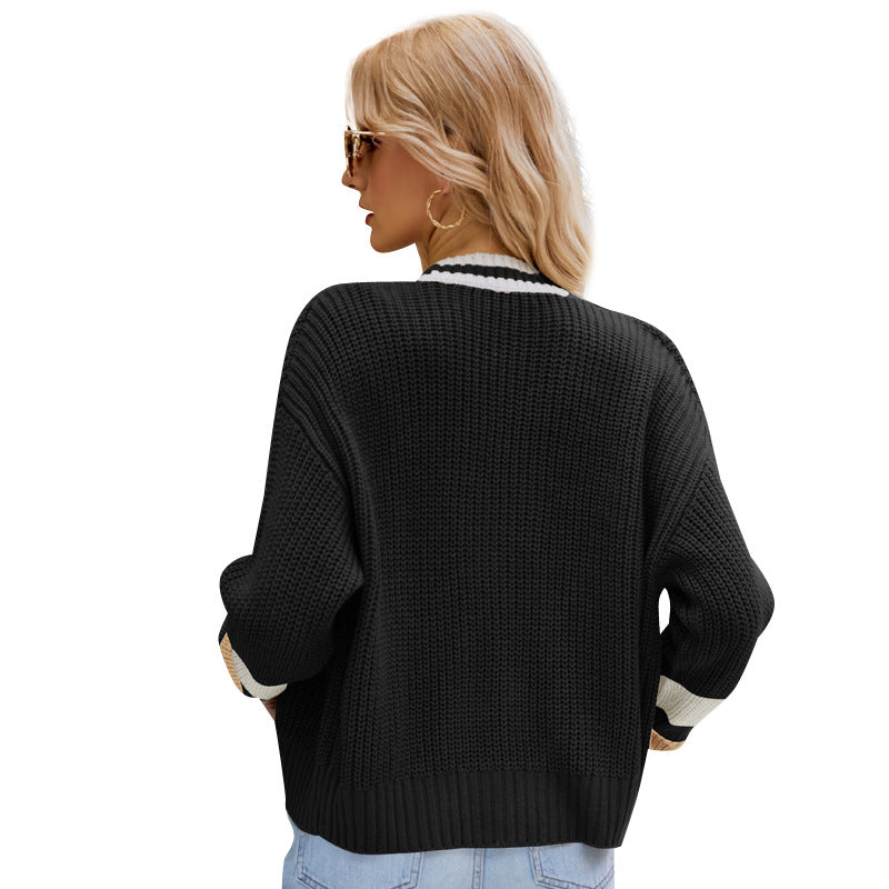 Dames cardigan en tricot à la mode avec des manches contrastées Chic und Stil