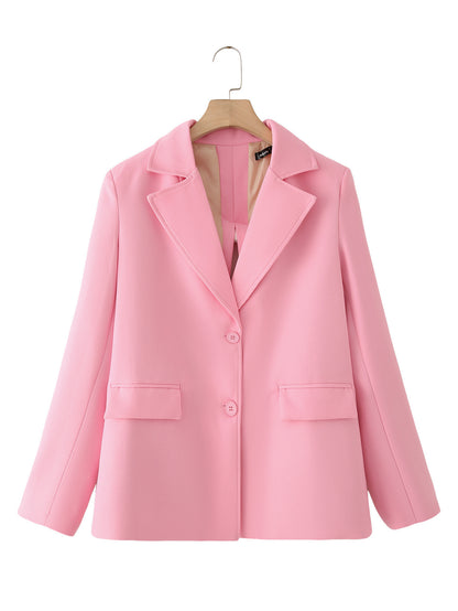 Women's blazer-short set with an elegant cut and practical pockets Chic und Stil