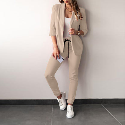 Elegant and modern suit set for women with fitted blazer and slim pants Chic and Style