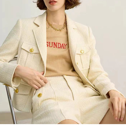 Veste texturée pour femmes et ensemble de mini-jupe Chic und Stil