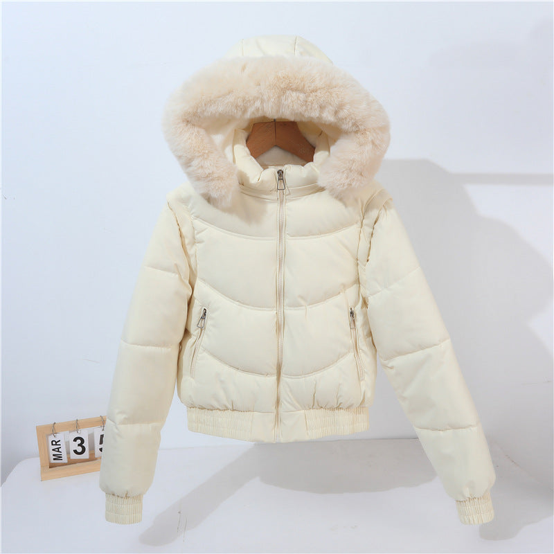 Short quilted jacket for women with removable hood and luxurious faux fur collar Chic and Style