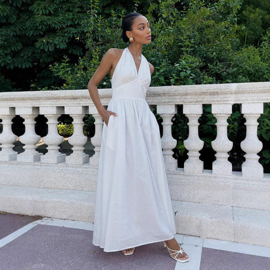 Robe maxi élégante pour femmes avec design à dos nu et jupe fluide Chic und Stil
