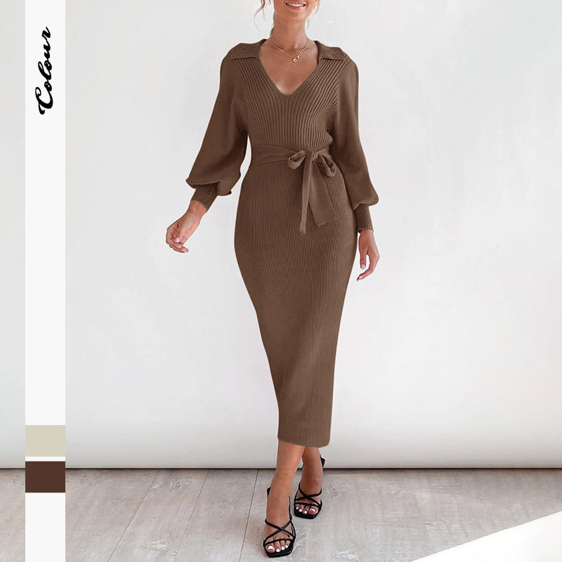 Robe en tricot pour femmes avec ceinture à la taille et joli décolleté en V Chic und Stil