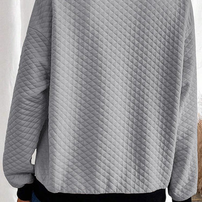 Pull-over matelassé oversize pour femmes avec col classique et détails pratiques de boutons Chic und Stil