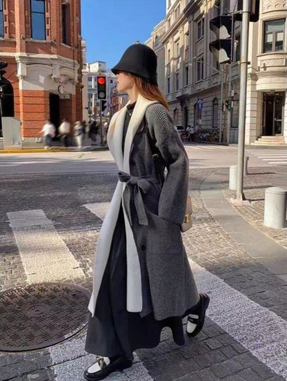 Dames élégante manteau long avec ceinture et manches contrastées Chic und Stil