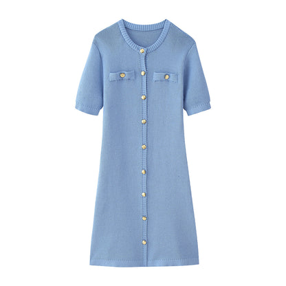 Robe en tricot pour femmes à manches courtes et patte de boutonnage Chic und Stil