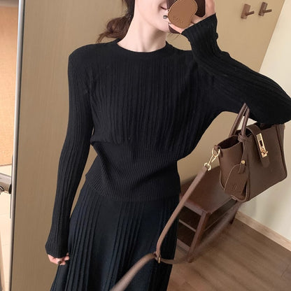 Pull en tricot pour femmes avec une élégante structure côtelée et une silhouette cintrée Chic und Stil