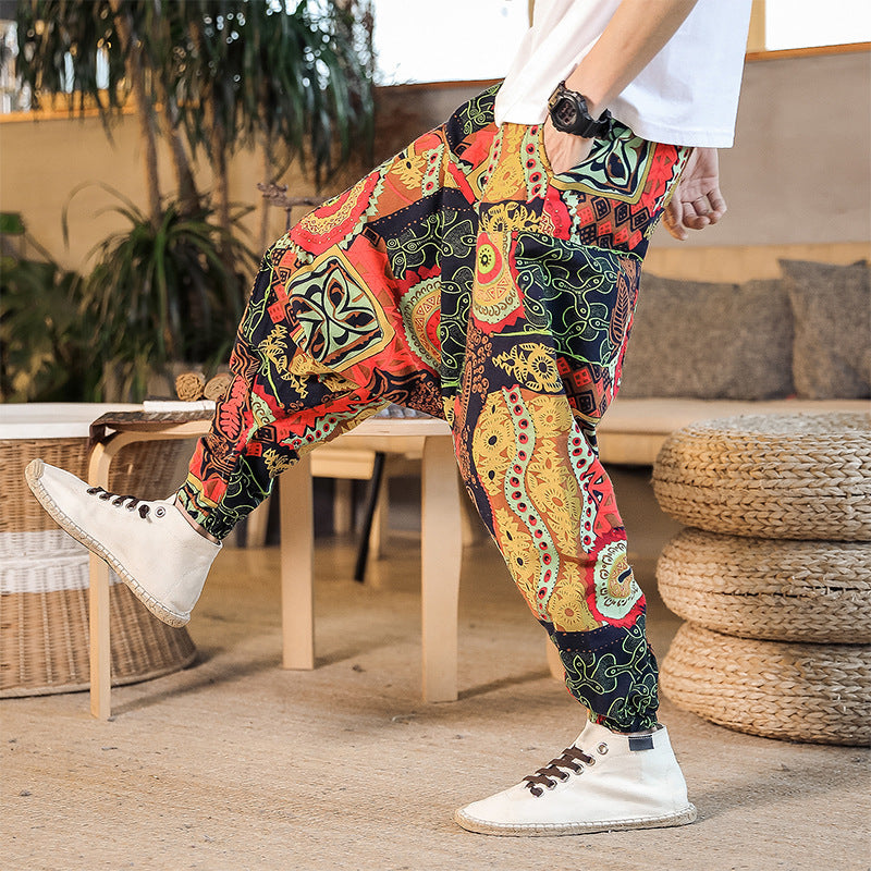 Casual Harem Pants for men with colorful artistic pattern and elastic waist Chic und Stil