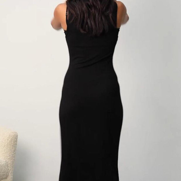 Robe maxi pour femmes avec un design à découpe innovant et un haut ajusté Chic und Stil