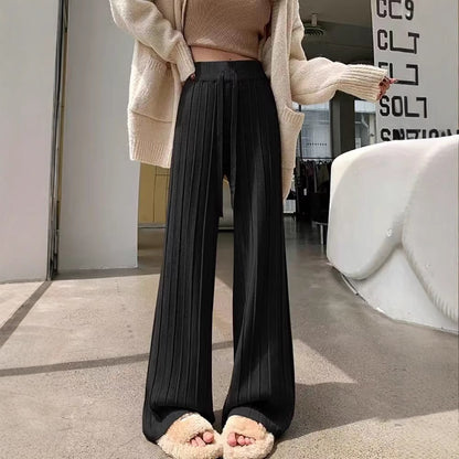 Wide pants for women with vertical stripe design and elastic waist Chic and Style