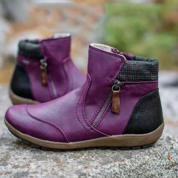 Bottes pour femmes rembourrées avec fermeture éclair latérale et couture à la mode Chic und Stil