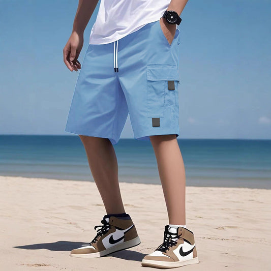 Shorts cargo pour hommes avec des poches latérales pratiques et une taille élastique Chic und Stil