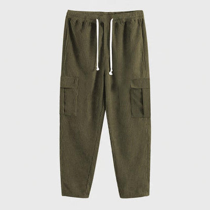 Men's cargo pants with elastic waistband and practical side pockets Chic and Style