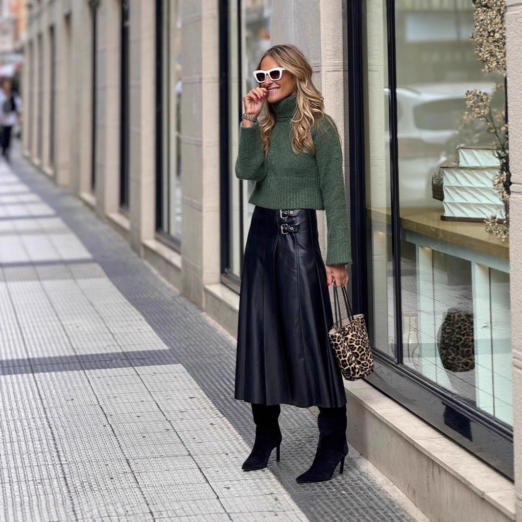 Pull femme à la mode avec col roulé et matériau doux Chic und Stil