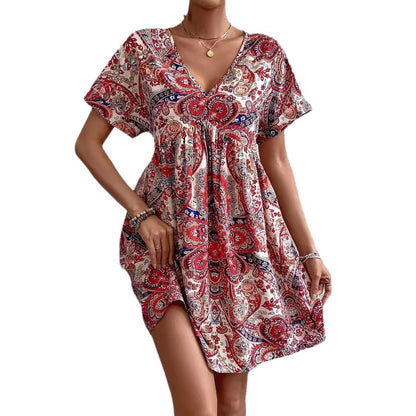 Robe de loisirs aérienne pour femmes avec décolleté en V et détails volant Chic und Stil