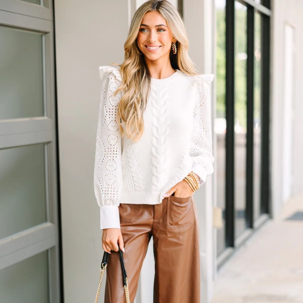 Pull en tricot élégant pour femmes avec détails en volants et motif ajouré Chic und Stil