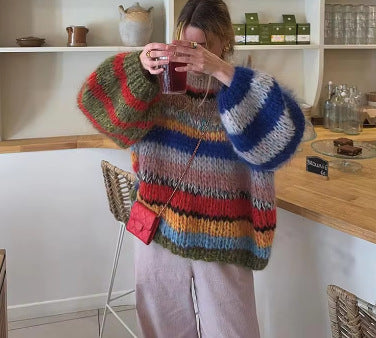Pull en tricot confortable pour femmes avec des manches évasées et un motif rayé coloré Chic und Stil