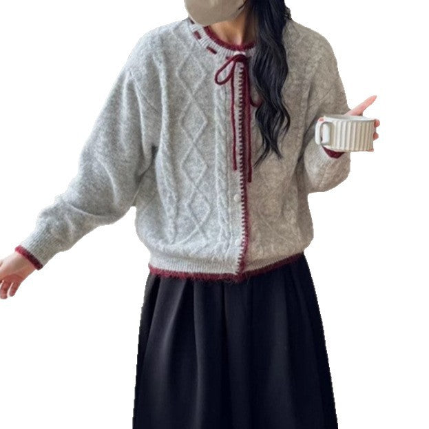 Dames cardigan décontracté avec design en torsades et fermeture à lacet Chic und Stil