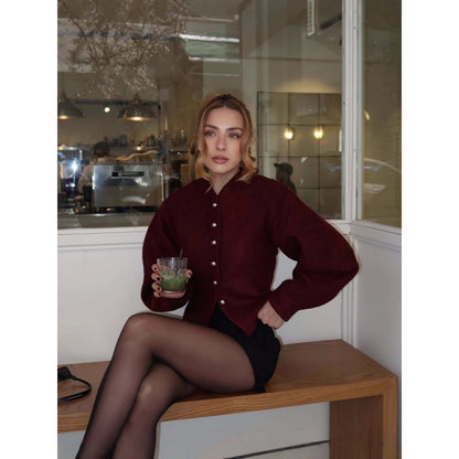 Dames cardigan intemporel avec des boutons élégants et des manches volumineuses Chic und Stil