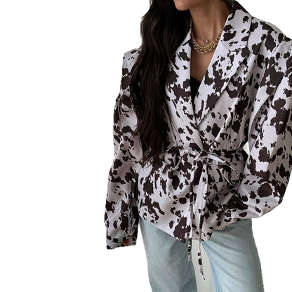 Blazer oversize pour femmes avec ceinture et épaulettes Chic und Stil