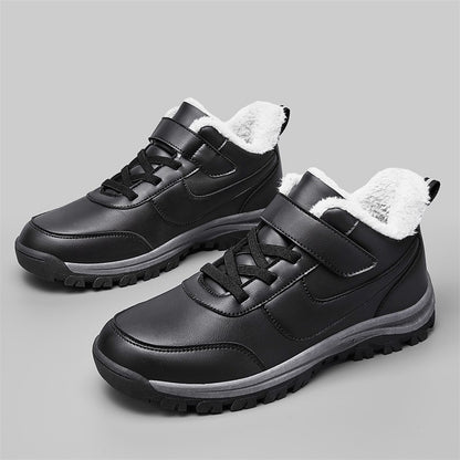 Bottines d'hiver pour femmes, doublées de chaude, avec semelle antidérapante et fermeture Velcro réglable Chic und Stil
