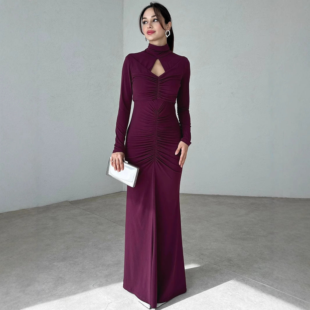 Robe maxi élégante pour dames avec un design haut et des éléments de fronces raffinés Chic und Stil