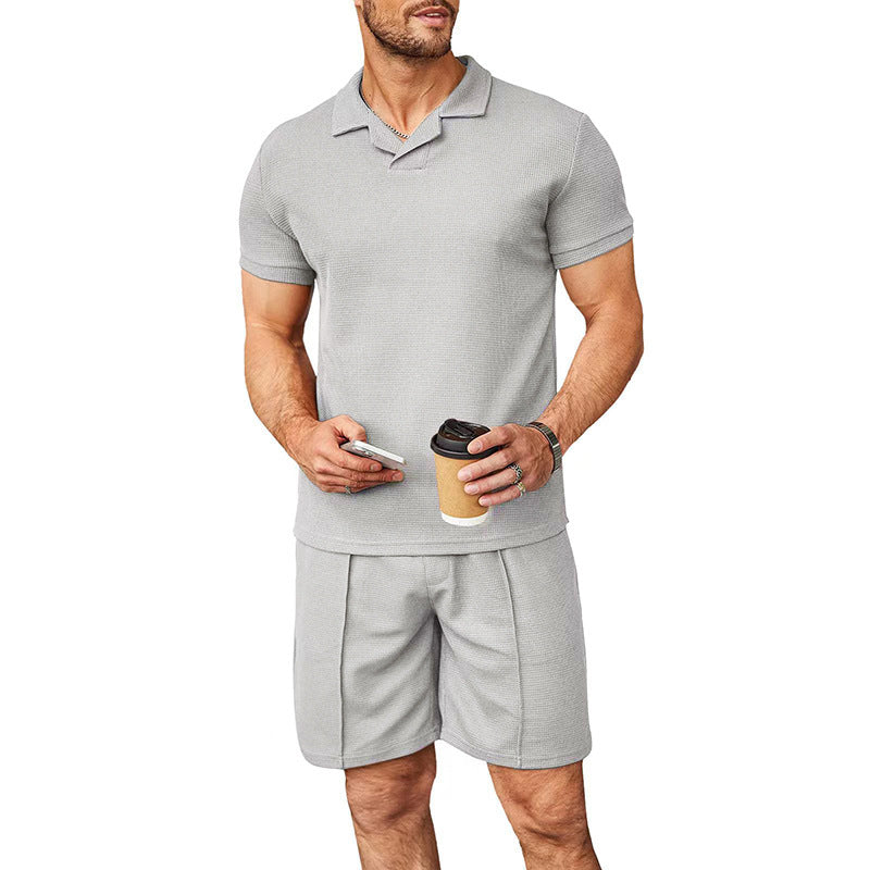 Ensemble polo et shorts de loisirs pour hommes en matériau respirant Chic und Stil