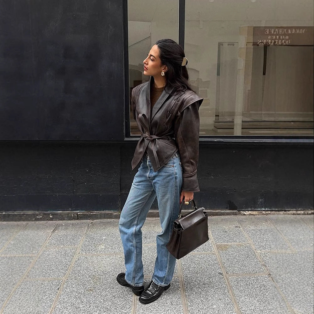 Dames élégante veste en simili cuir avec coupe cintrée et large col Chic und Stil