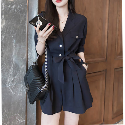 Combinaison utilitaire sur mesure pour femmes avec ceinture Chic und Stil