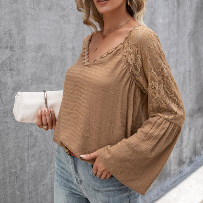 Chemisier femmes avec des manches en dentelle transparentes et un décolleté en V tendance Chic und Stil