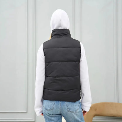 Dames élégante gilet matelassé avec col montant et poches pratiques Chic und Stil