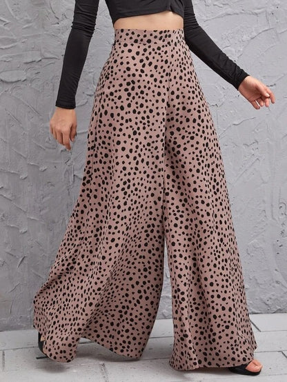 Wide palazzo pants for women with polka dot design Chic und Stil