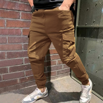 Pantalon cargo décontracté pour hommes avec poches pratiques et coupe sportive Chic und Stil