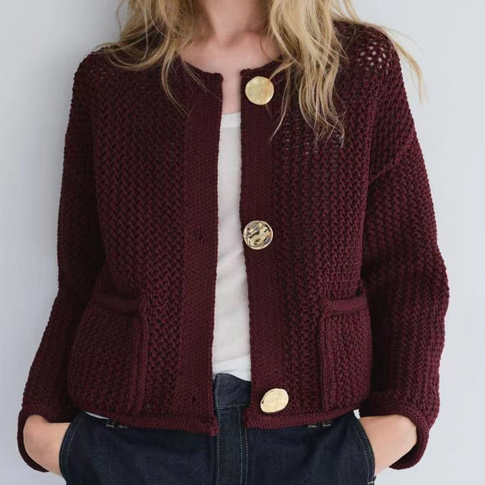Dames cardigan mode avec des boutons dorés et des poches à passepoil Chic und Stil