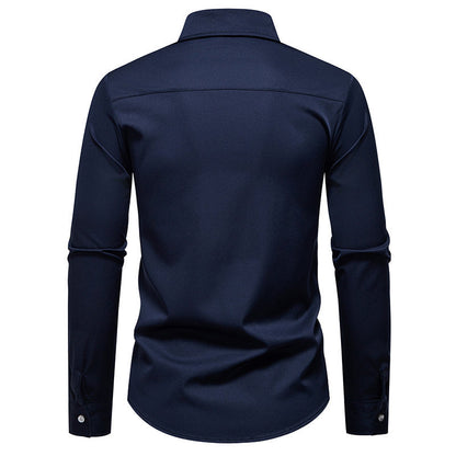 Chemise à manches longues pour hommes avec col contrasté et poche poitrine tendance Chic und Stil