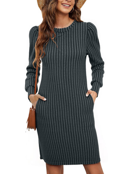 Robe pull pour femmes avec détails en volants et poches latérales Chic und Stil