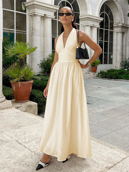 Robe maxi élégante pour femmes avec design à dos nu et jupe fluide Chic und Stil