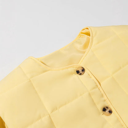 Dame veste matelassée avec poches pratiques et design sans bouton Chic und Stil