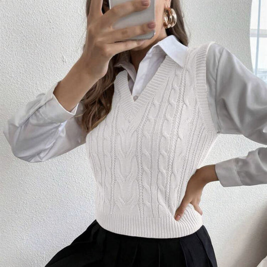 Pull en tricot pour femmes avec décolleté en V et motif torsadé Chic und Stil
