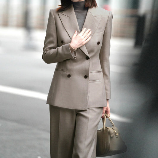 Veste tailleur double boutonnage et pantalon pour femmes Chic und Stil
