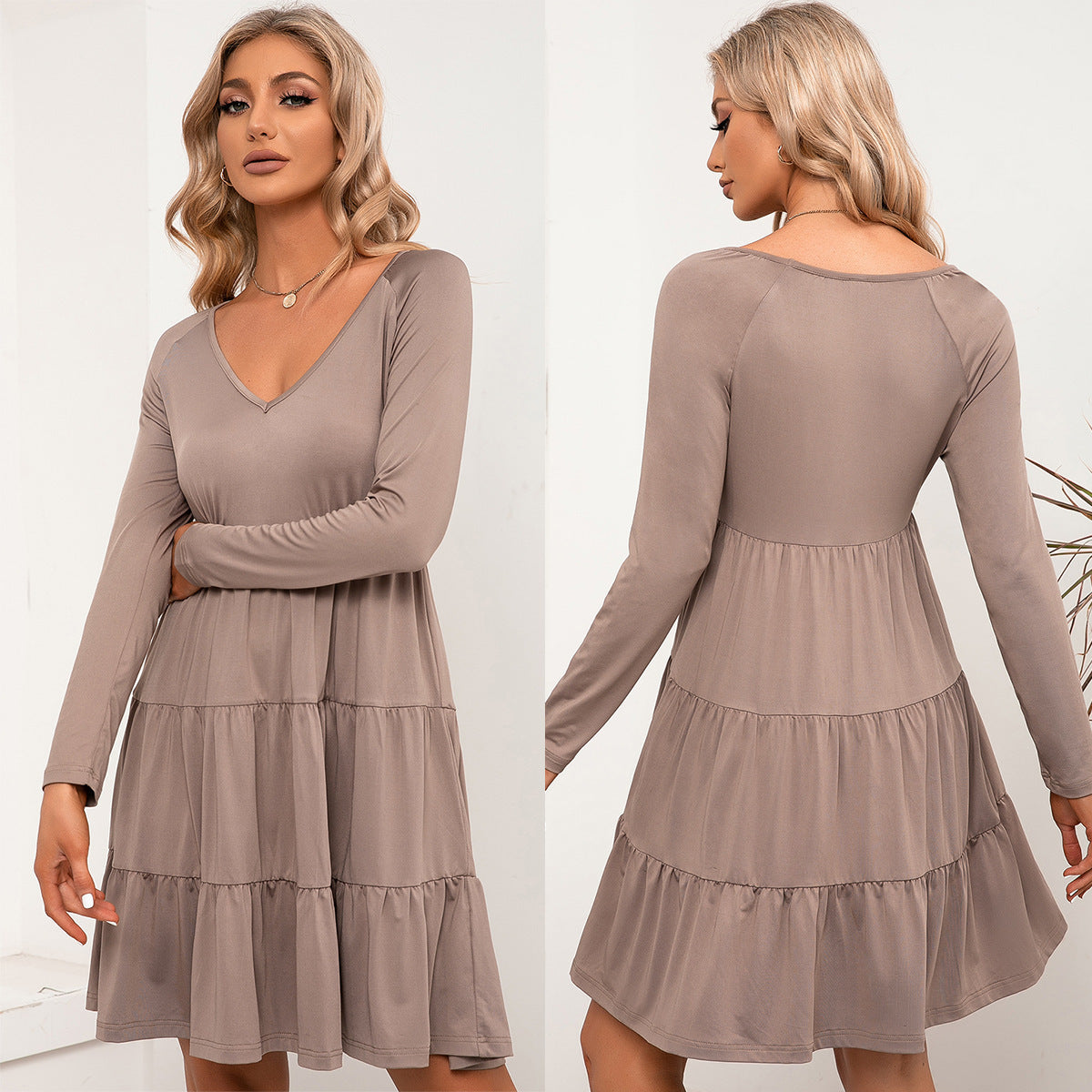 Robe de loisirs pour femmes avec décolleté en V profond et jupe volumineuse Chic und Stil