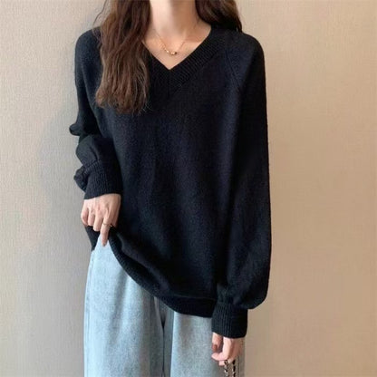 Dames pull élégant à col en V avec une fine texture tricotée Chic und Stil